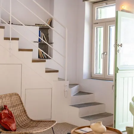 Veggera Living Tinos بيت للعطل